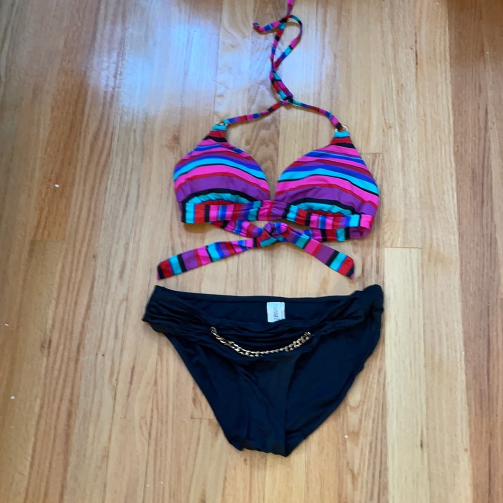 Badgley mischka two piece swimsuit